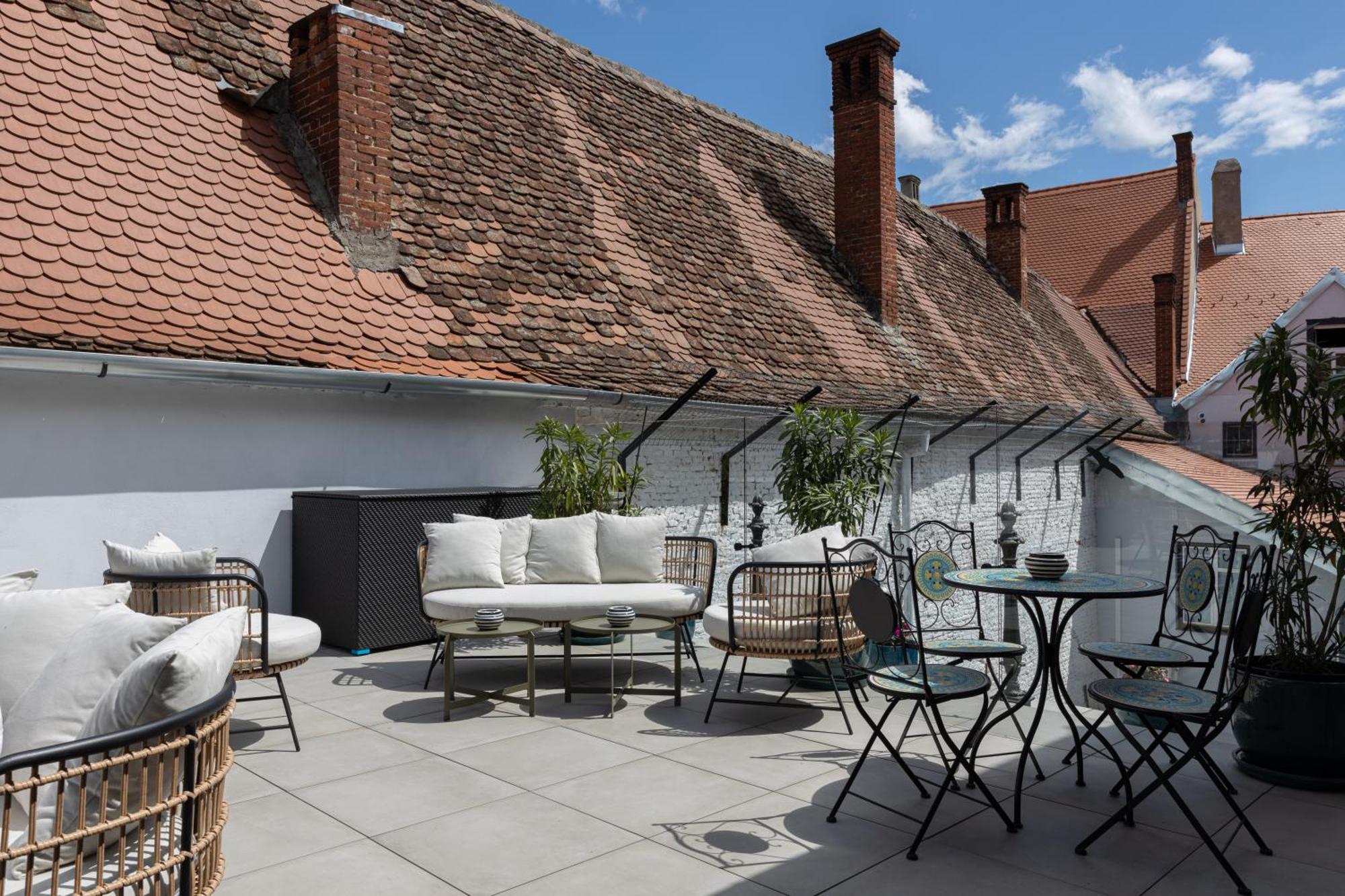 Magister Seven Bed & Breakfast Sibiu Ngoại thất bức ảnh