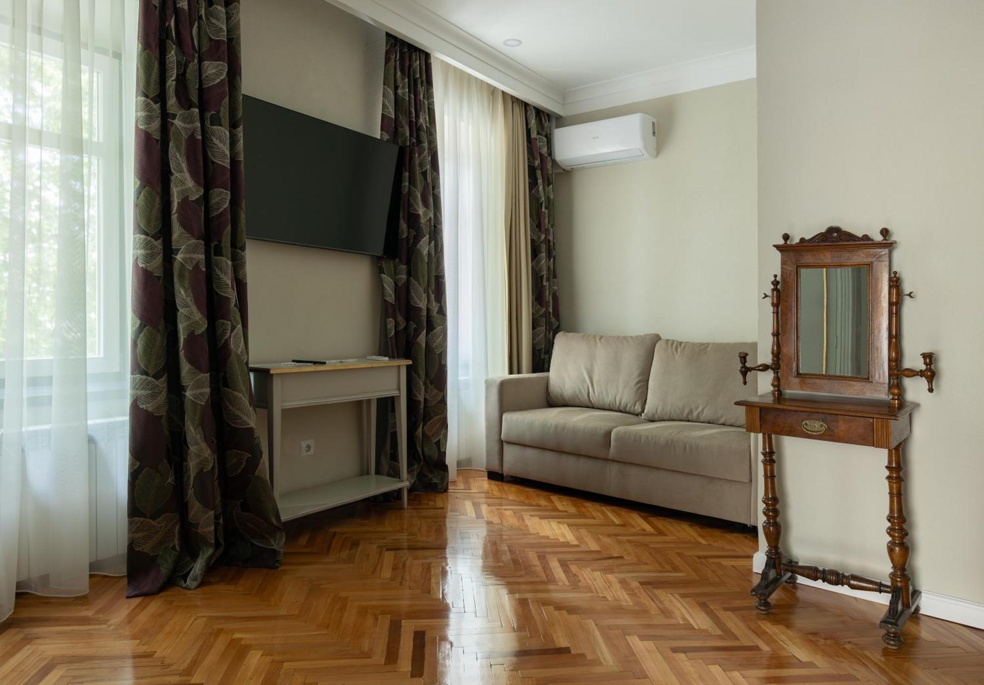 Magister Seven Bed & Breakfast Sibiu Ngoại thất bức ảnh