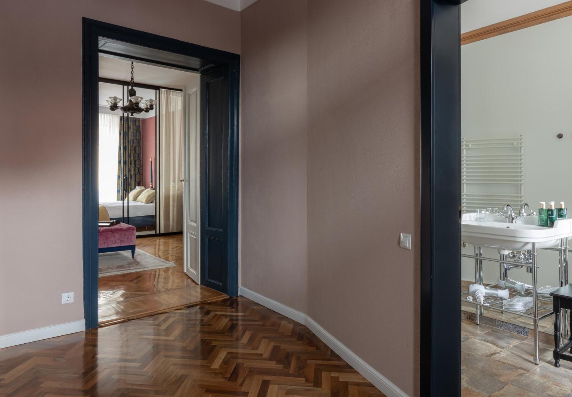 Magister Seven Bed & Breakfast Sibiu Ngoại thất bức ảnh