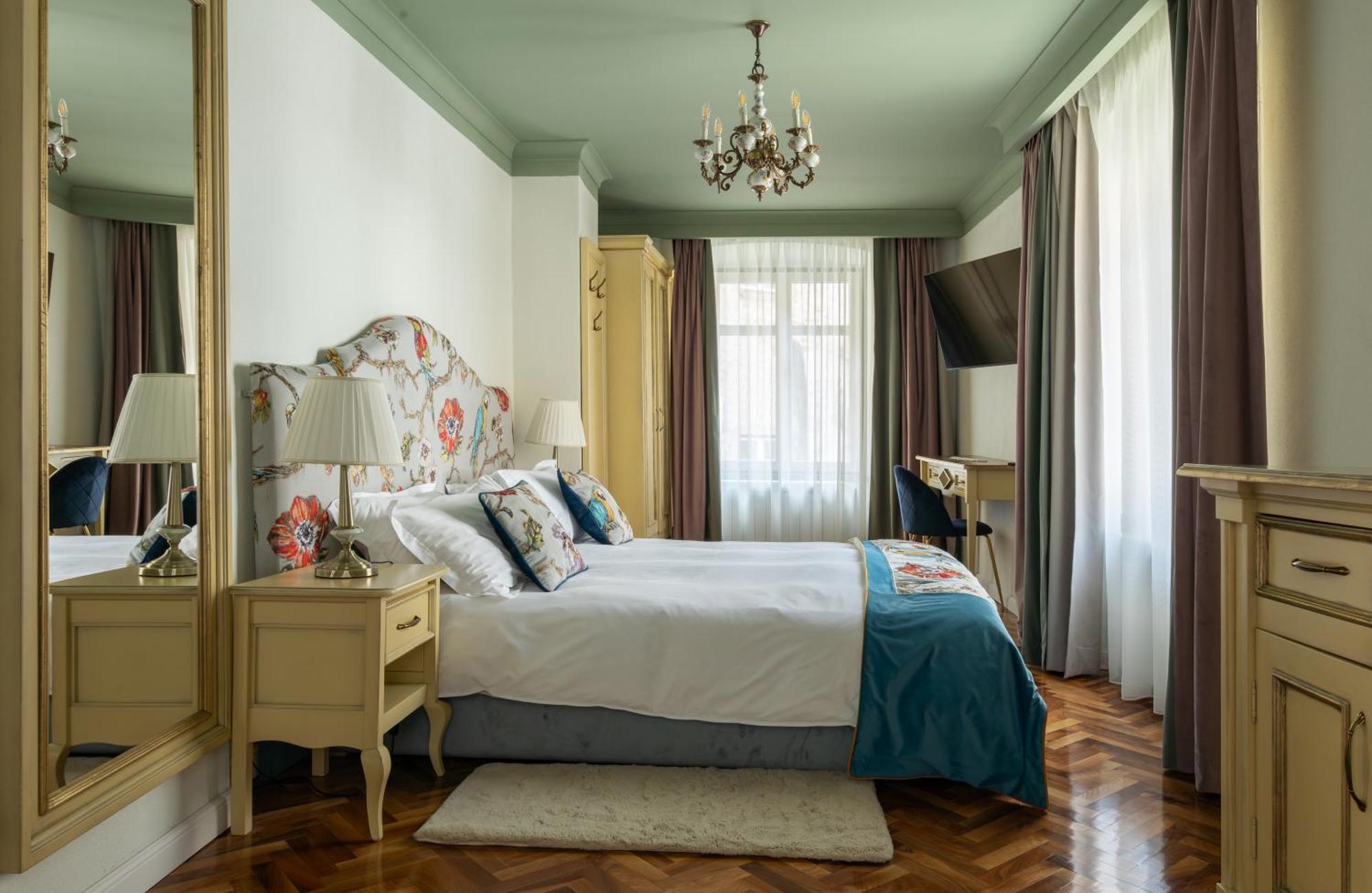 Magister Seven Bed & Breakfast Sibiu Ngoại thất bức ảnh